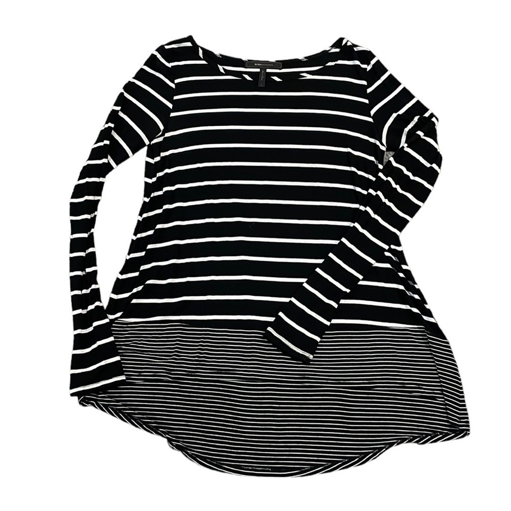 BCBG low and high t-shirt in black and white strips.